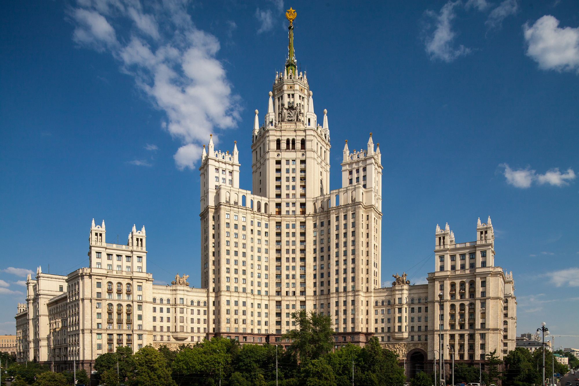 The Kotelnicheskaya Embankment Building 